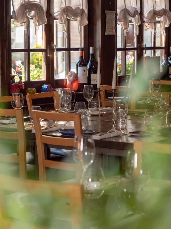 Peira Blanca Hotel Gastronomico Garós Extérieur photo