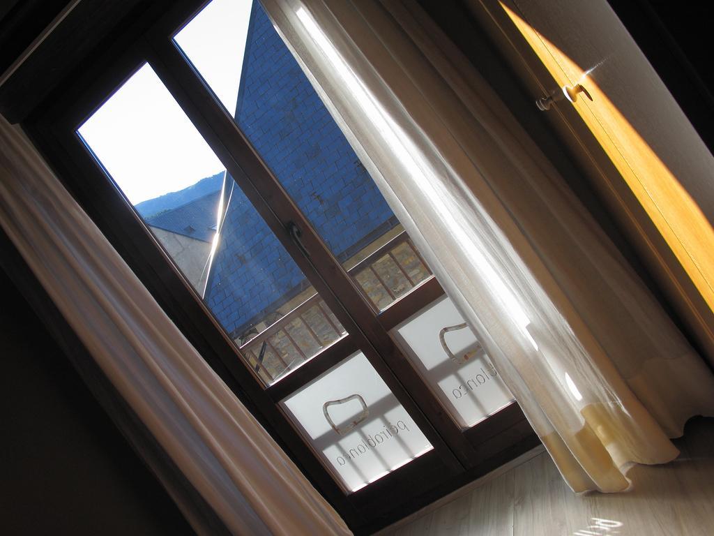 Peira Blanca Hotel Gastronomico Garós Chambre photo